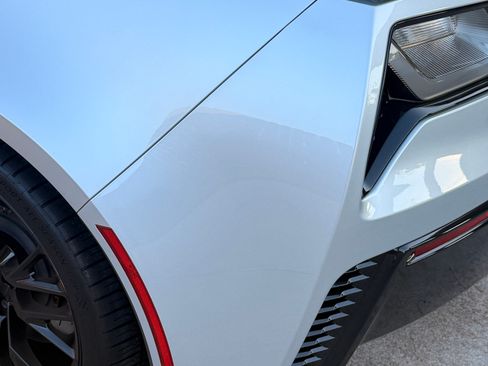 Used 2019 Chevrolet Corvette Z06 RWD image 9