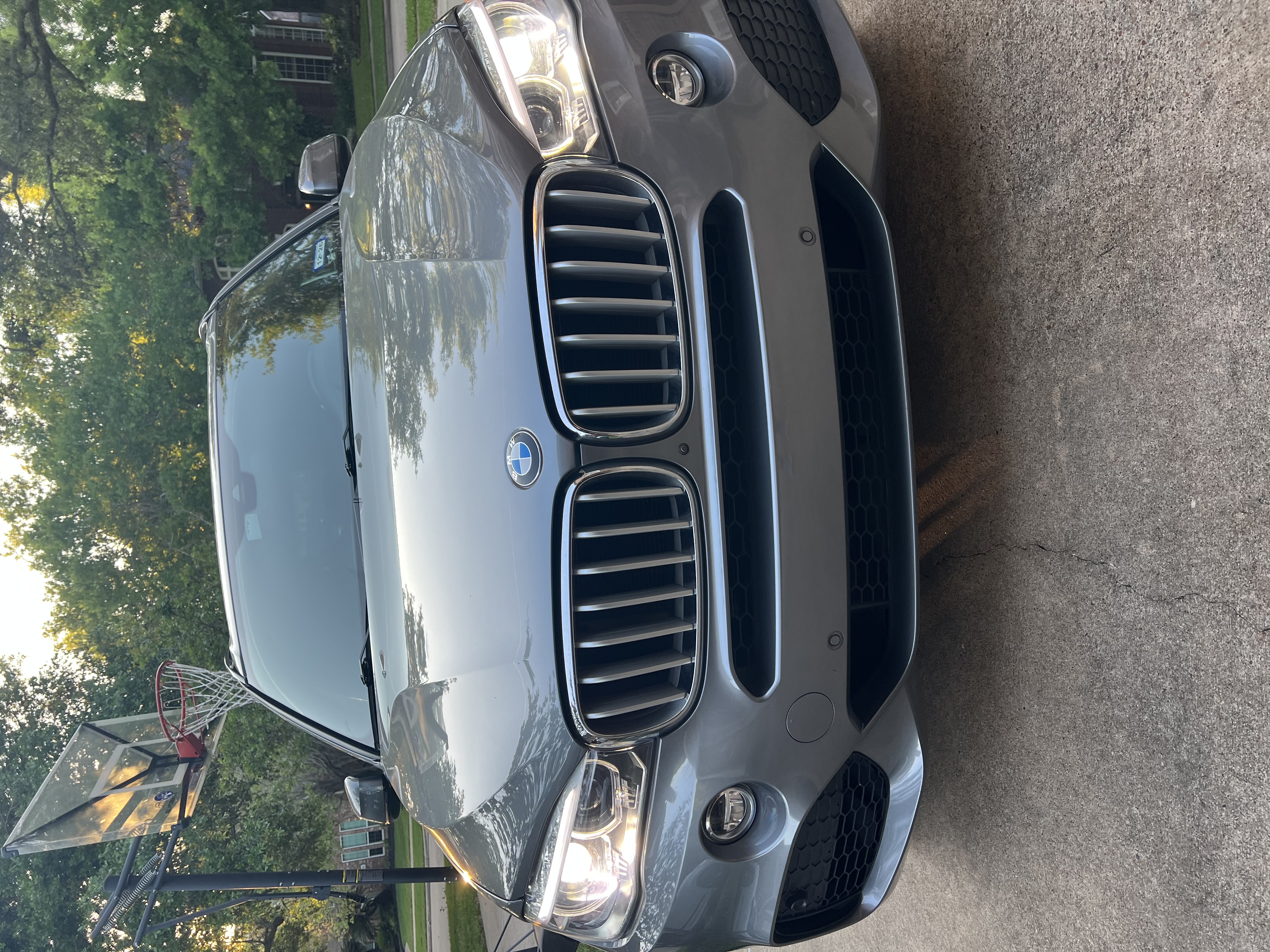 Used 2018 BMW X5 xDrive50i w/ M Sport Package AWD/4WD image 2