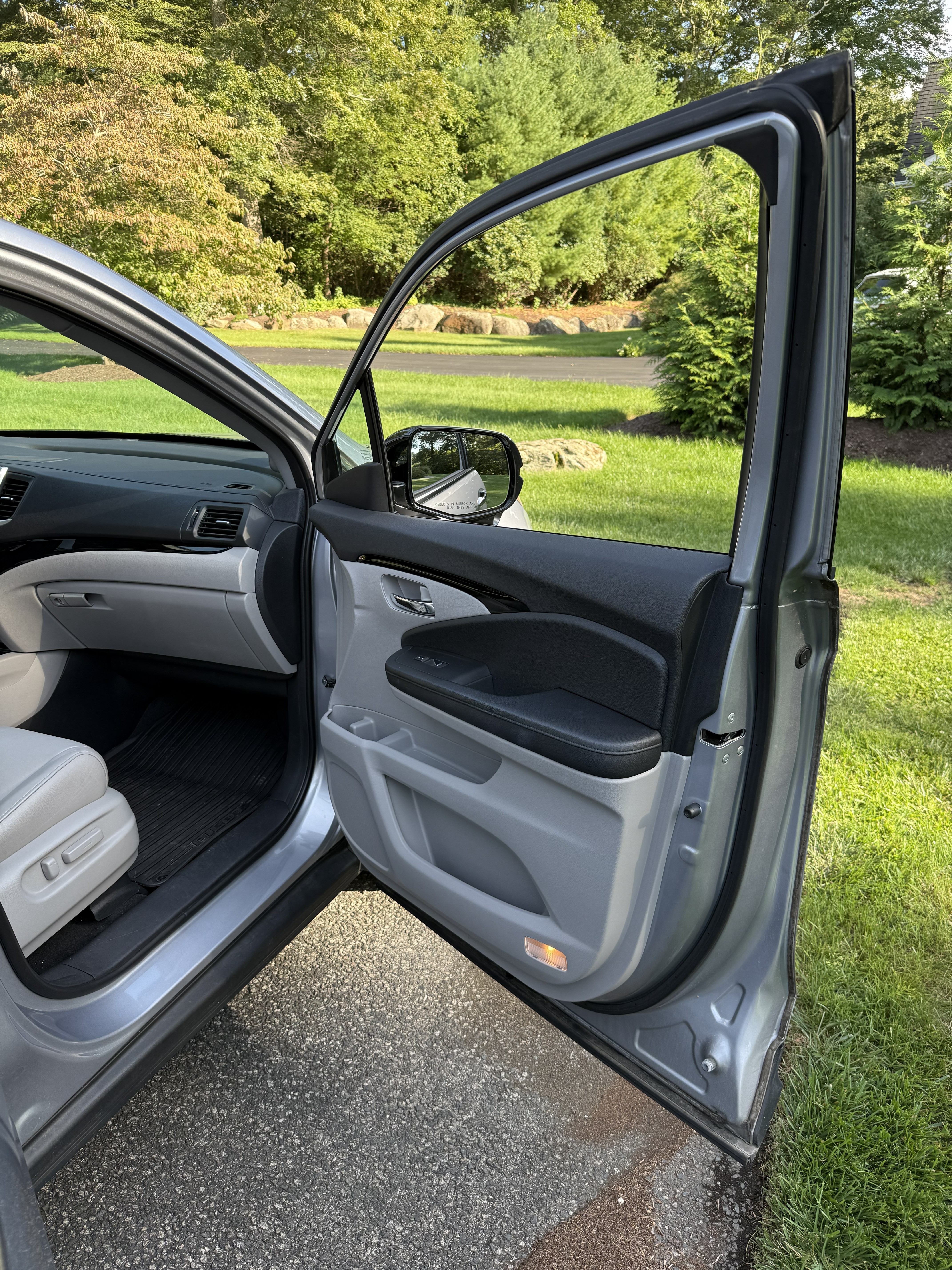 Used 2018 Honda Pilot Touring image 14