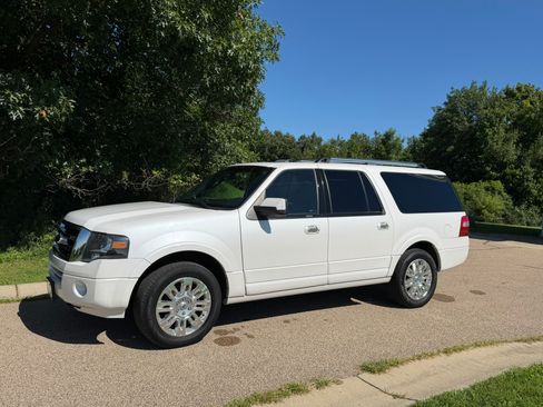 Used 2014 Ford Expedition EL Limited w/ Equipment Group 301A AWD/4WD image 1