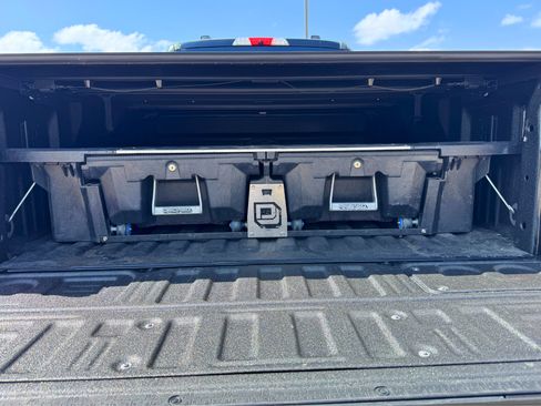 Used 2025 Ford F250 Lariat w/ Lariat Ultimate Package image 9