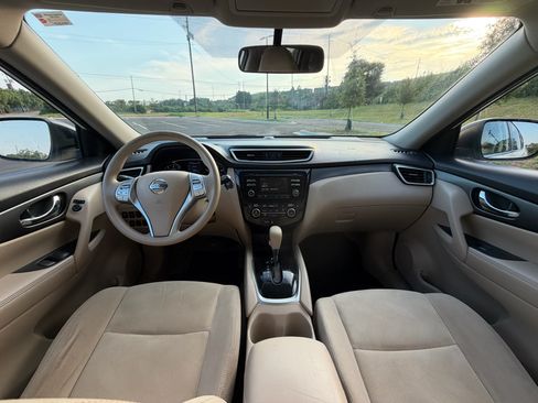 Used 2015 Nissan Rogue SV FWD image 20