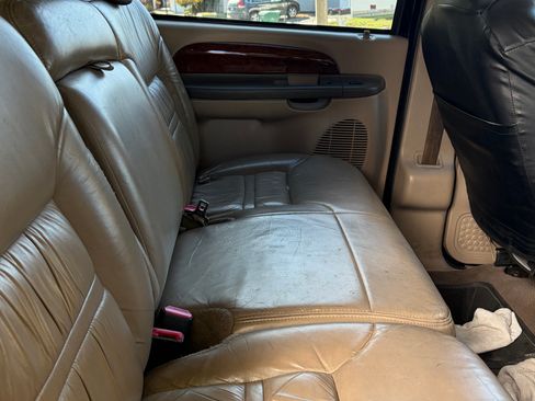 Used 2000 Ford Excursion Limited image 10