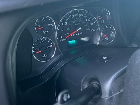 Used 2011 Chevrolet Express 3500 LT w/ LT Preferred Equipment Group image 13