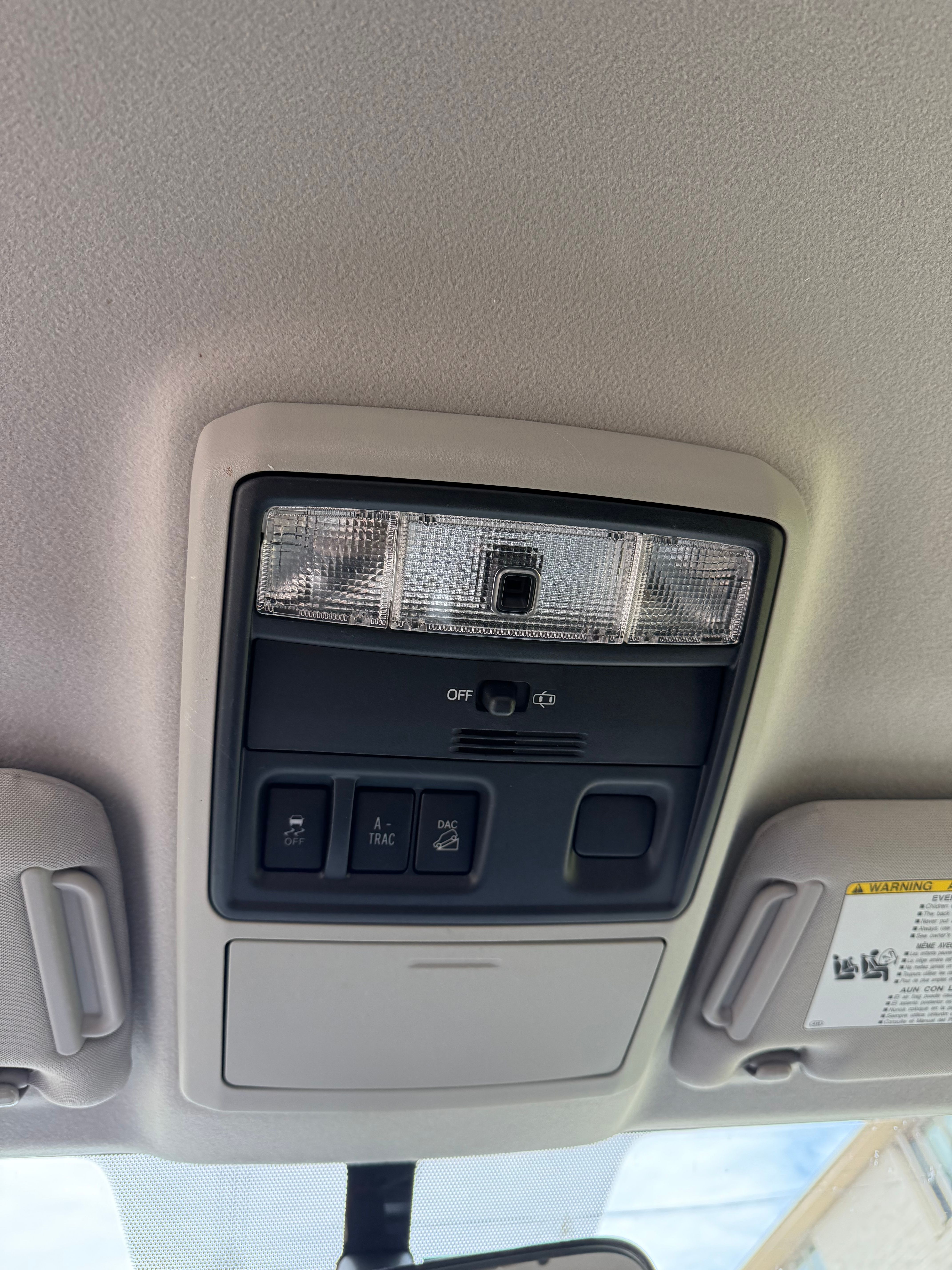 Used 2015 Toyota 4Runner SR5 AWD/4WD image 28