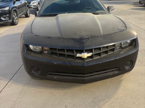 Used 2011 Chevrolet Camaro LS RWD image 1
