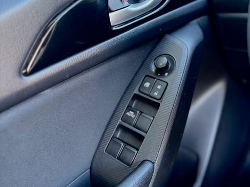 Used 2016 MAZDA MAZDA3 i Sport w/ Preferred Equipment Package image 13