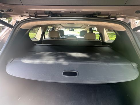 Used 2019 Hyundai Santa Fe Limited image 21