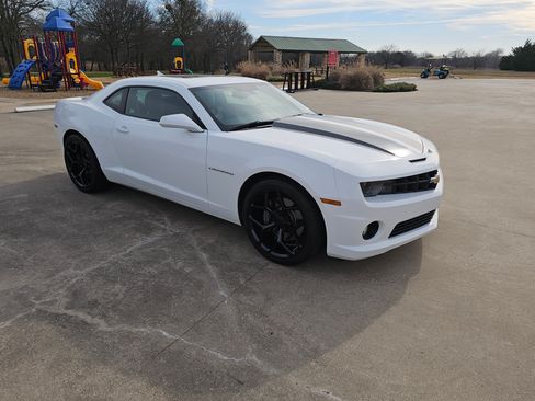 Used 2012 Chevrolet Camaro SS w/ RS Package image 4