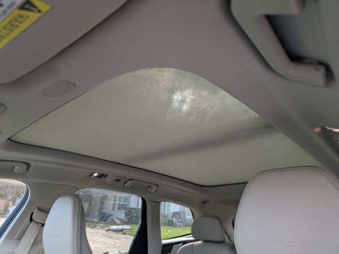 Used 2020 Volvo XC60 T5 Inscription image 17