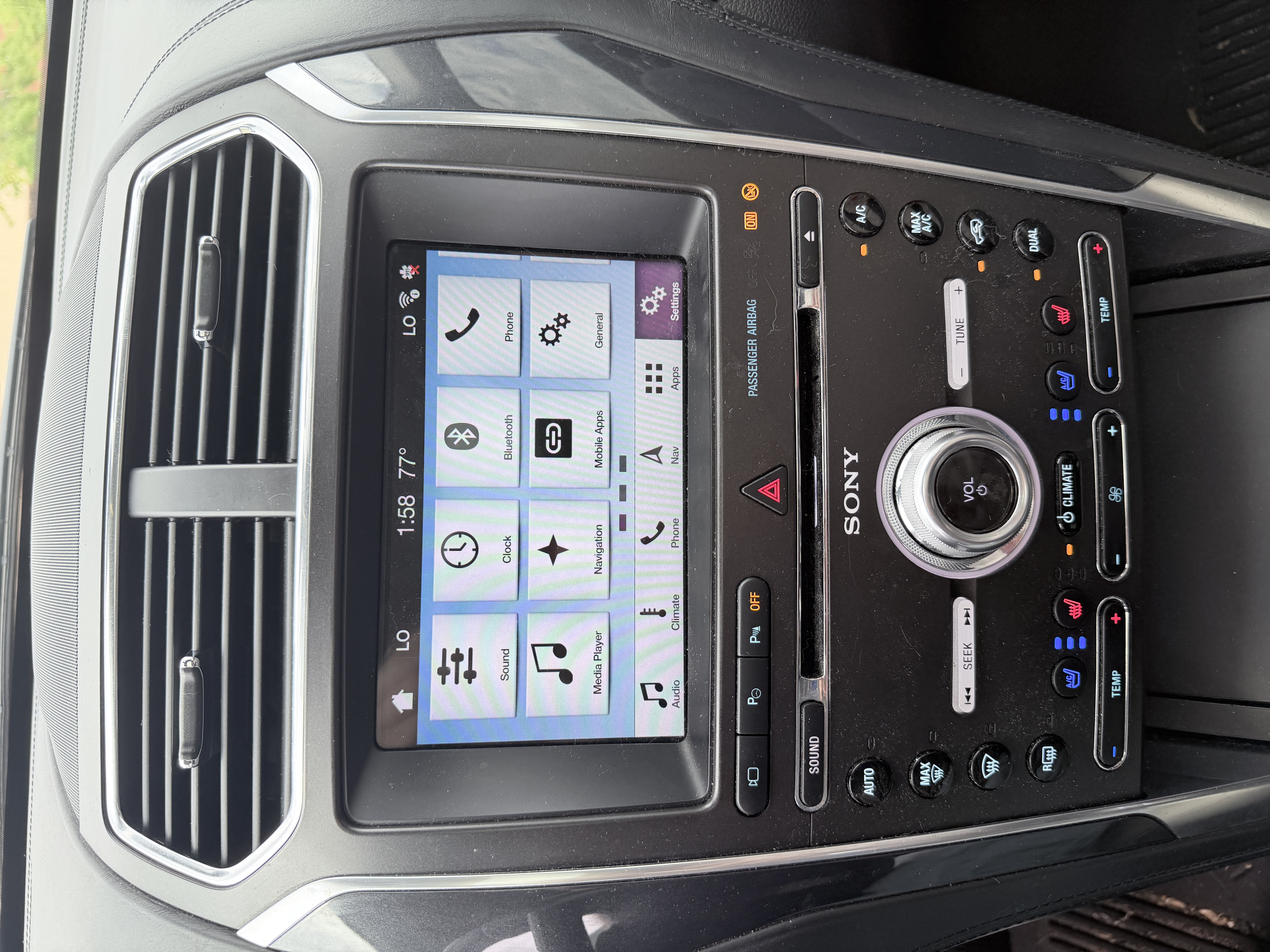 Used 2018 Ford Explorer Platinum AWD/4WD image 20