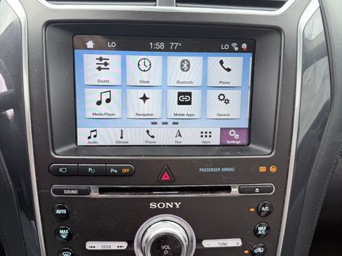 Used 2018 Ford Explorer Platinum AWD/4WD image 20