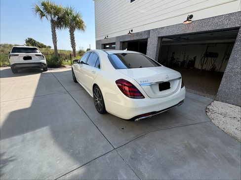 Used 2019 Mercedes-Benz S 560 Sedan image 9