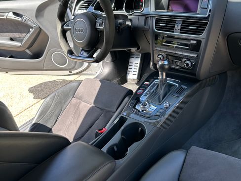 Used 2013 Audi RS 5 Coupe w/ Audi MMI Navigation Plus Pkg AWD/4WD image 20