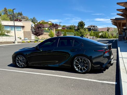 Used 2025 Lexus IS 500 w/ Accessory Package RWD image 5