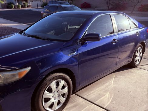 Used 2010 Toyota Camry Hybrid FWD image 6