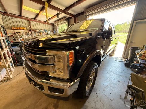 Used 2017 Ford F350 King Ranch w/ King Ranch Ultimate Package AWD/4WD image 8