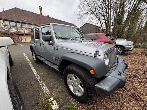 Used 2014 Jeep Wrangler Unlimited Sport w/ Quick Order Package 24S image 8