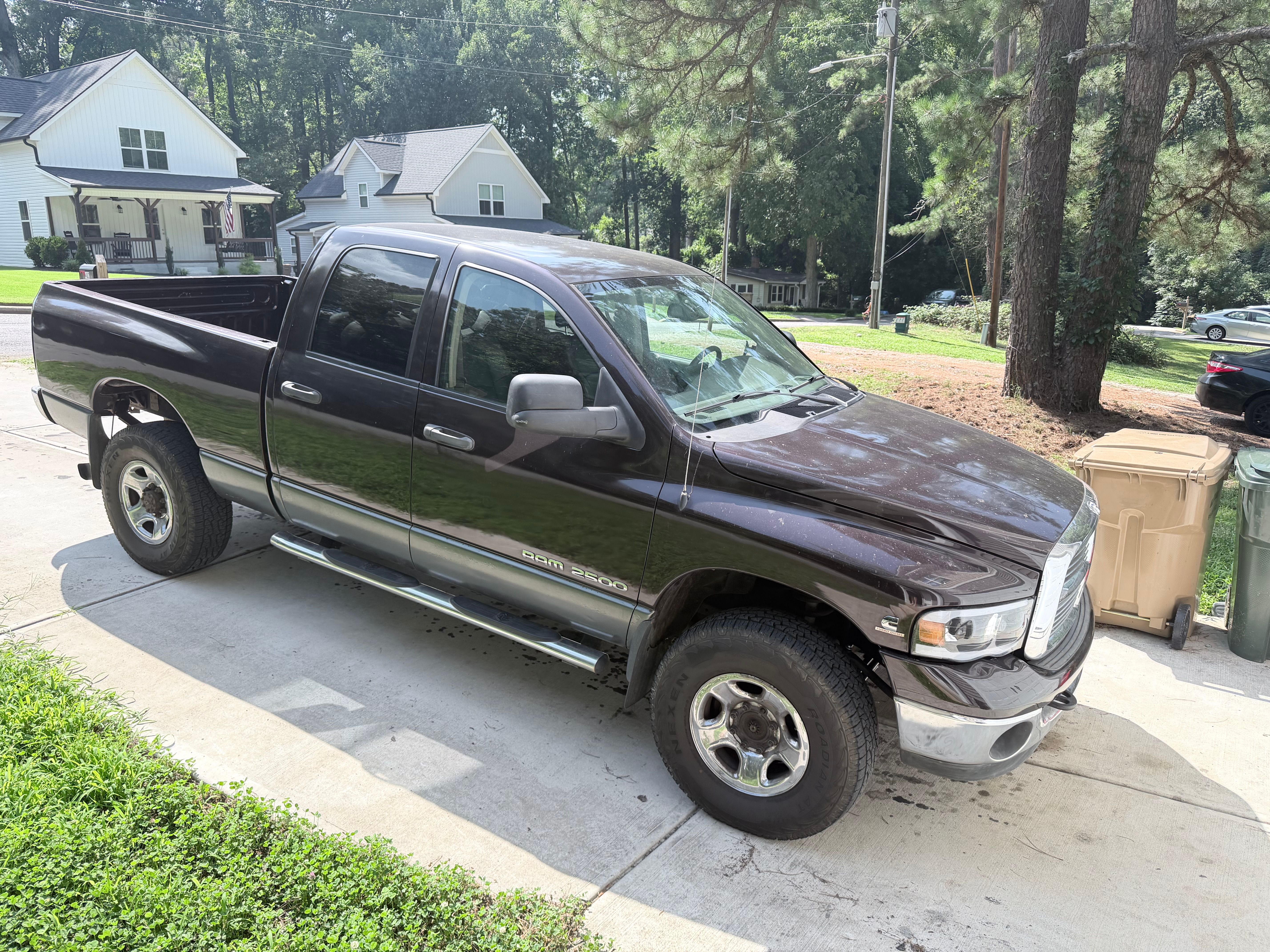 Used 2005 Dodge Ram 2500 Truck SLT AWD/4WD image 1