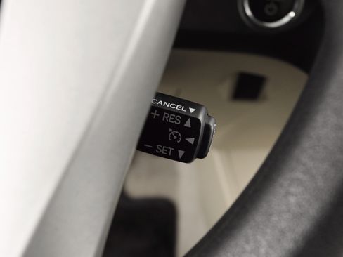 Used 2011 Toyota Prius Two image 19