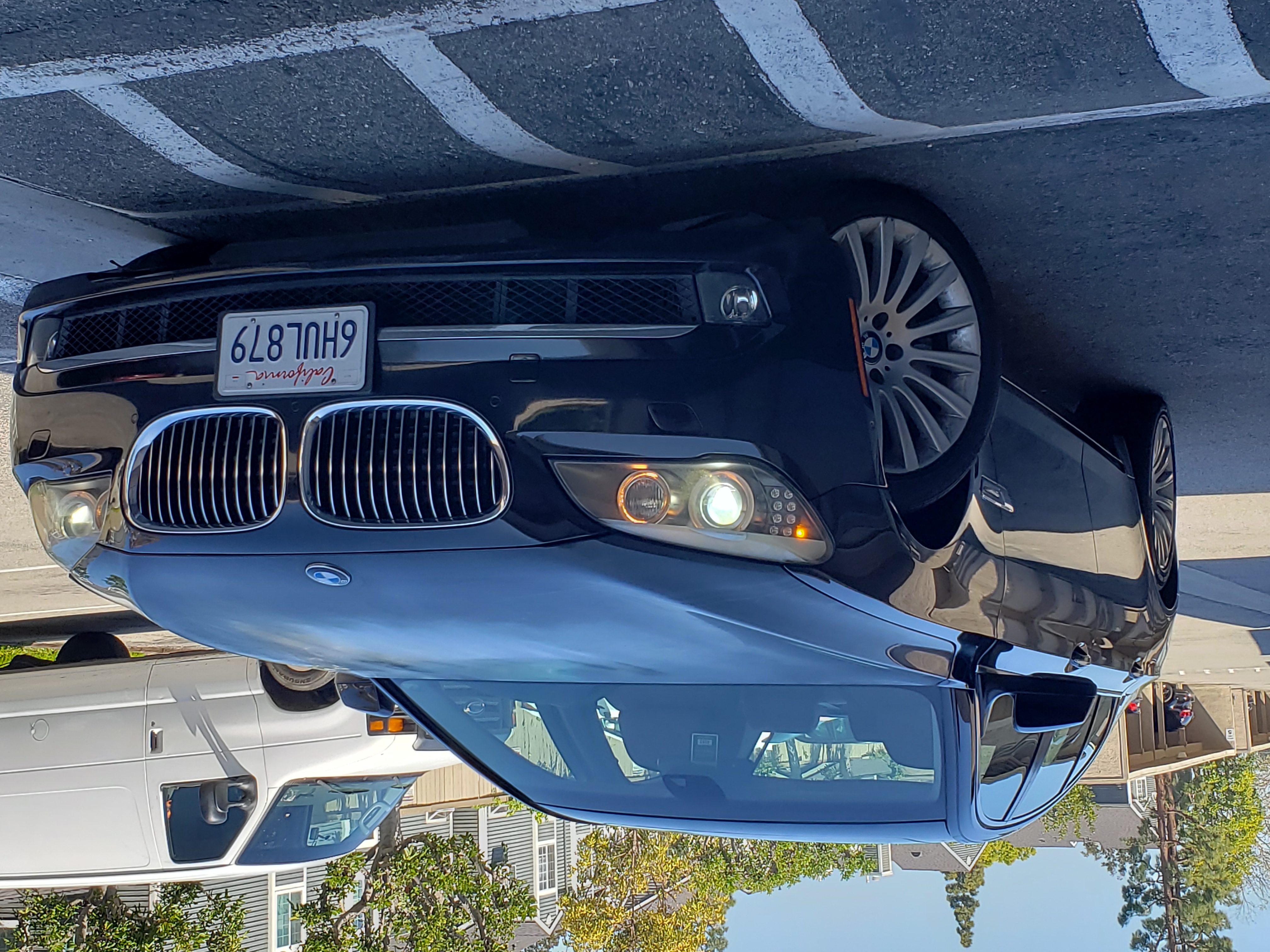 Used 2009 BMW 750i RWD image 1