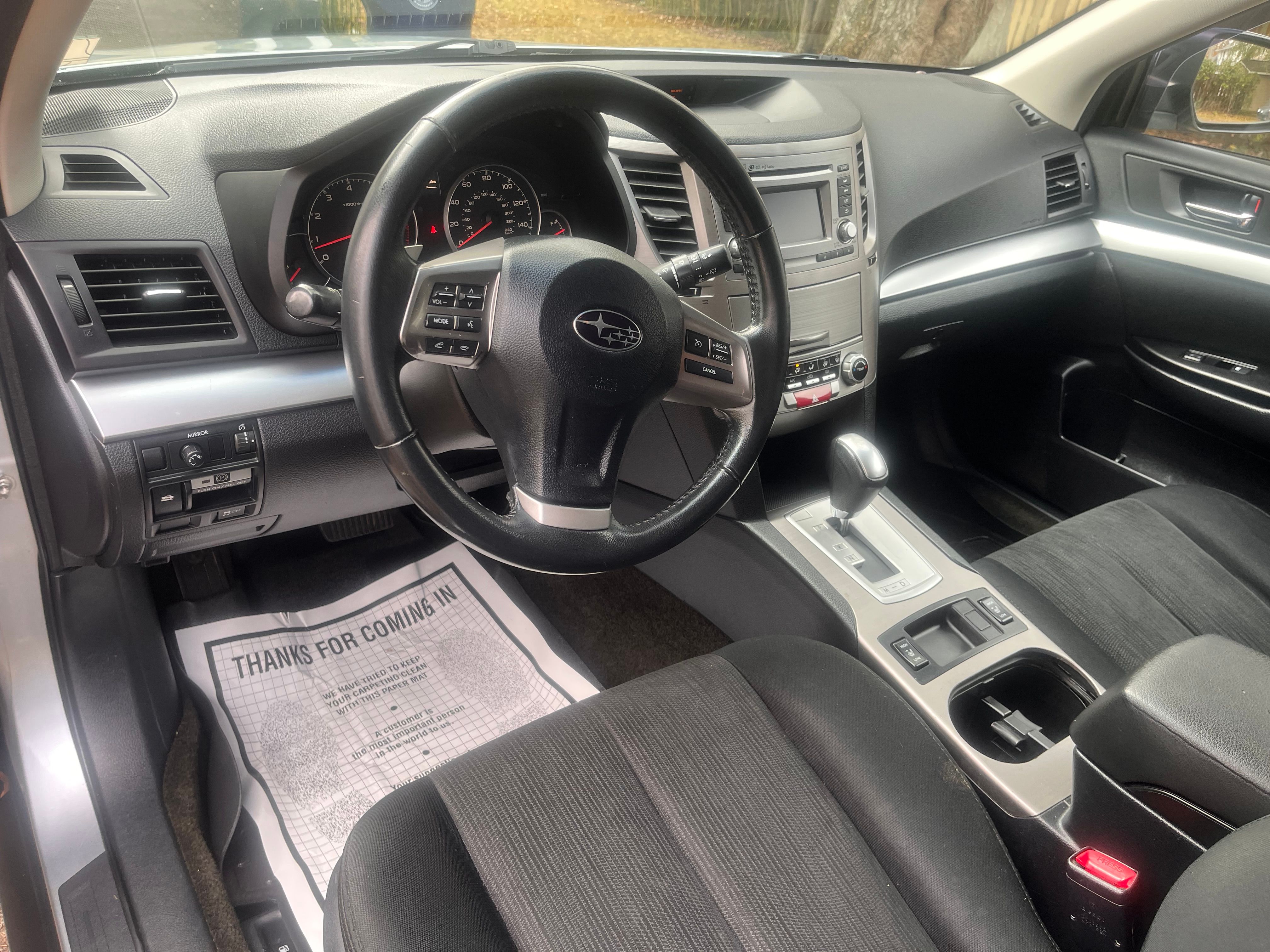 Used 2014 Subaru Outback 2.5i Premium AWD/4WD image 5