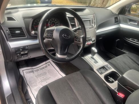 Used 2014 Subaru Outback 2.5i Premium image 5