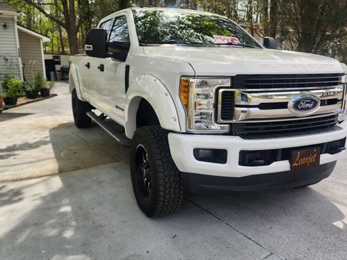 Used 2017 Ford F350 XLT w/ XLT Value Package image 1