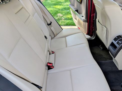 Used 2014 Mercedes-Benz GLK 350 GLK 350 Sport Utility 4D image 9