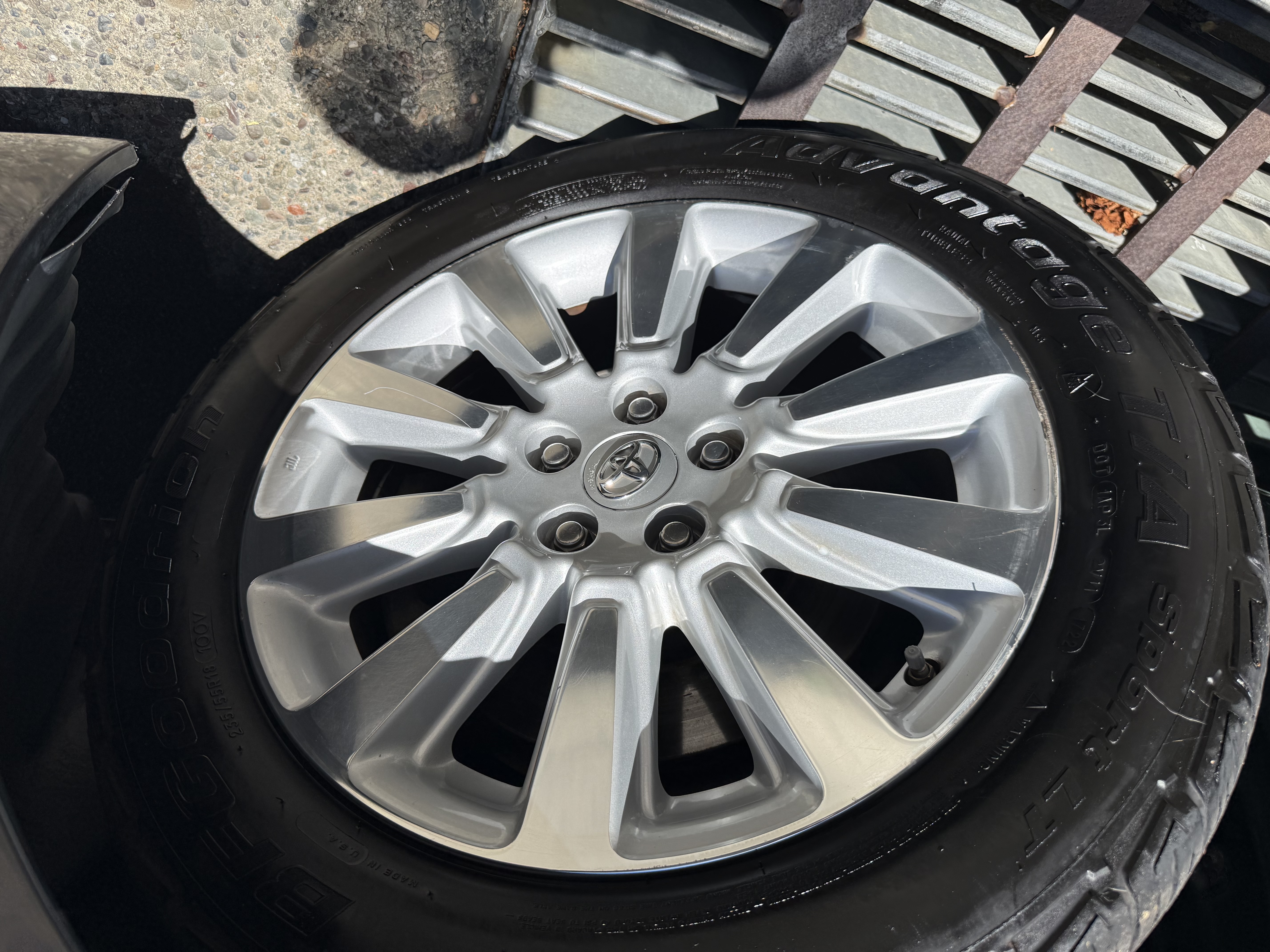 Used 2013 Toyota Sienna Limited w/ Premium Pkg FWD image 27