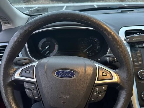 Used 2013 Ford Fusion SE image 13