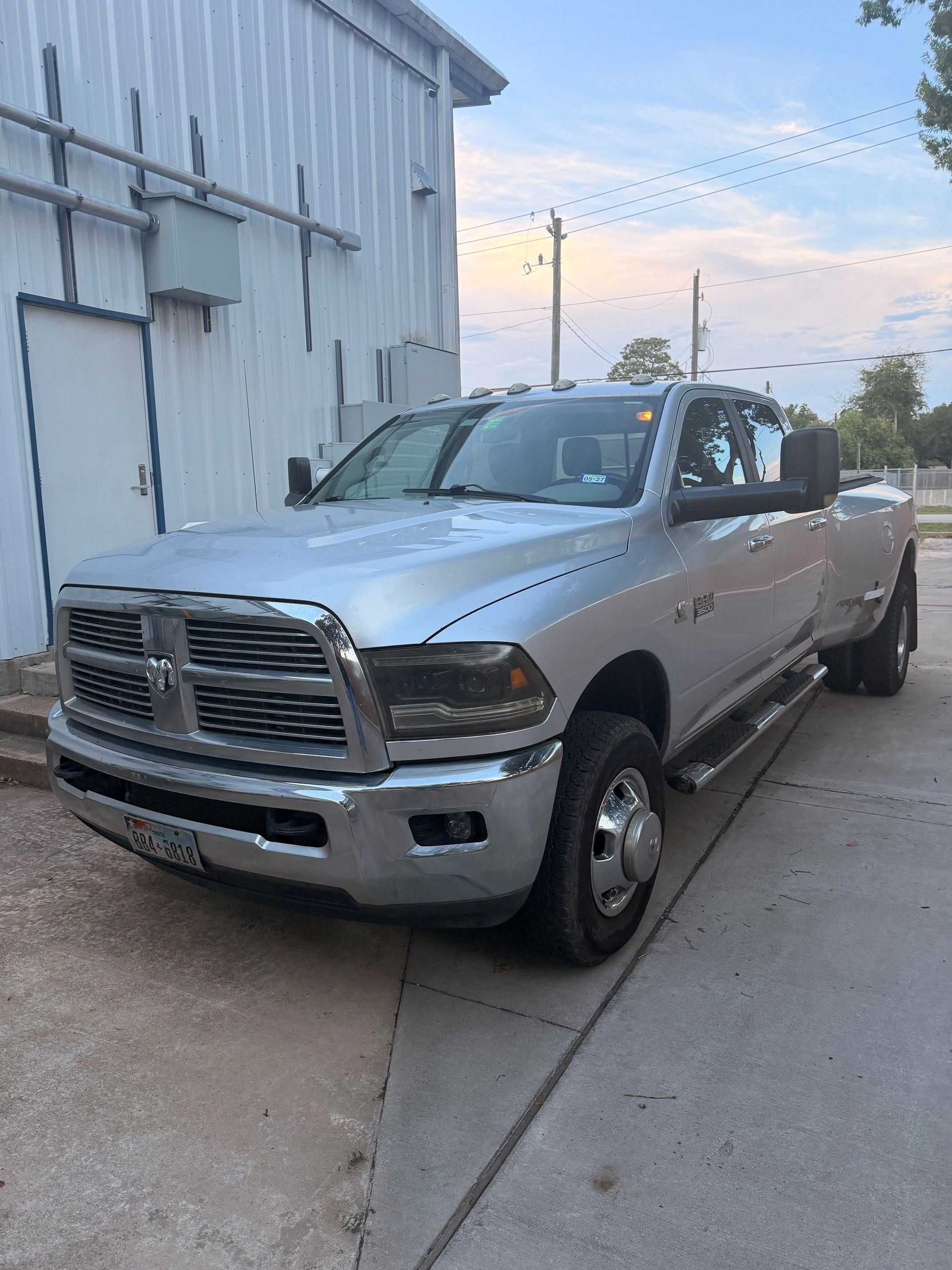 Used 2011 RAM 3500 Big Horn AWD/4WD image 1