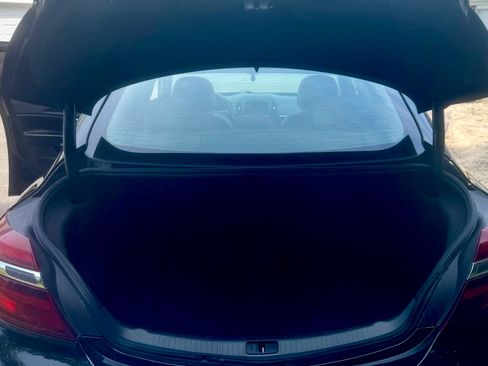 Used 2017 Buick Regal Premium FWD image 10