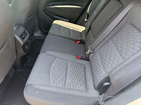 Used 2019 Chevrolet Equinox LT image 12