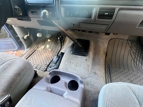 Used 1996 Ford Bronco image 32