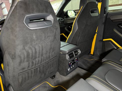 Used 2024 Lamborghini Urus Performante image 28