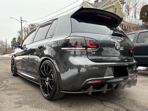 Used 2012 Volkswagen Golf 4-Door image 1