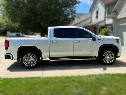 Used 2019 GMC Sierra 1500 Denali w/ Denali Ultimate Package AWD/4WD image 5