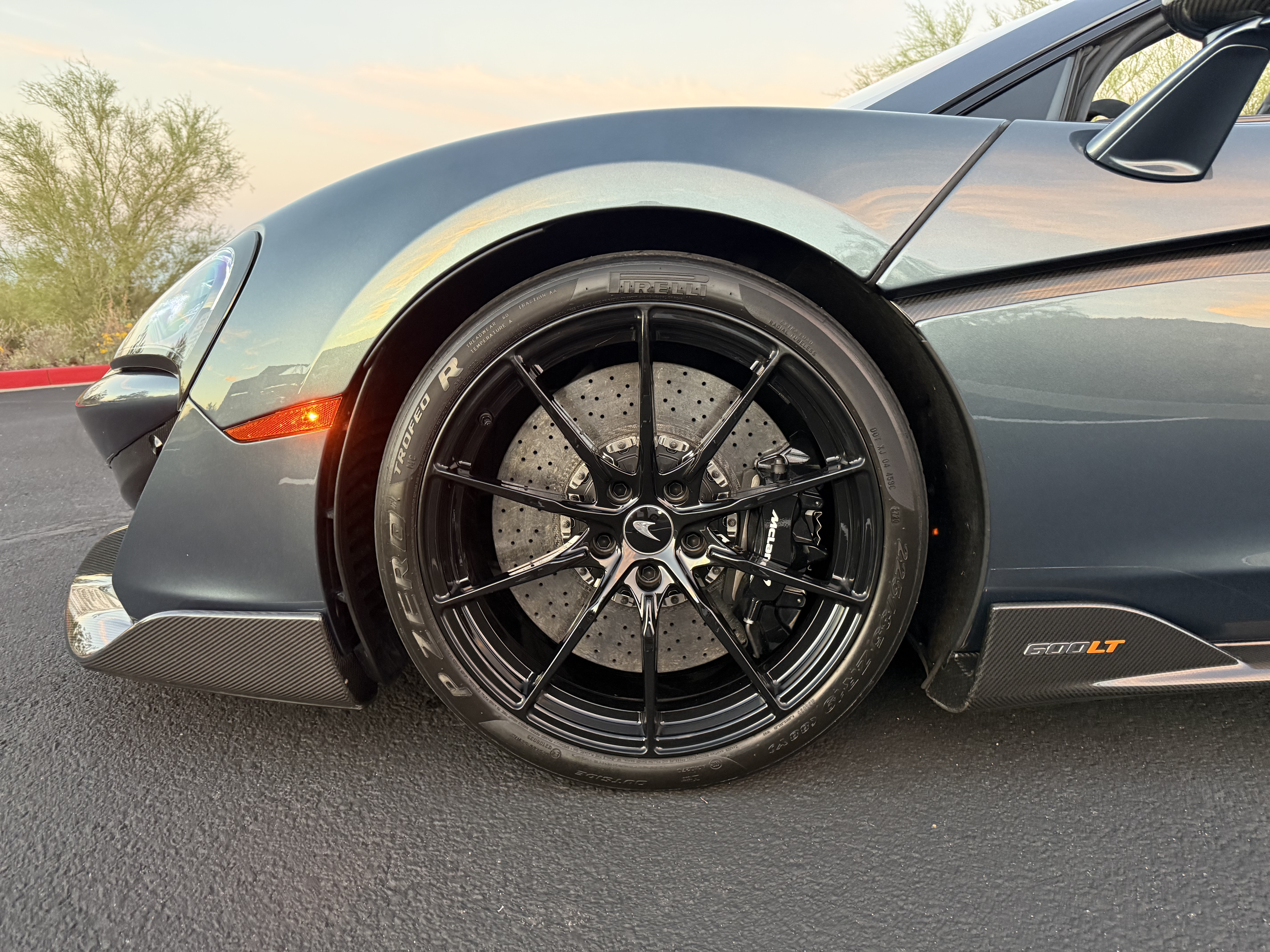 Used 2020 McLaren 600LT Spider RWD image 13