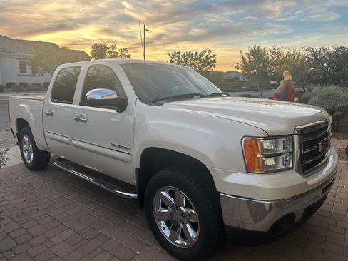 Used 2012 GMC Sierra 1500 SLE w/ Texas Edition image 4