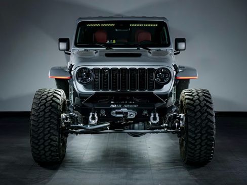 Used 2024 Jeep Wrangler Unlimited Rubicon 392 image 4