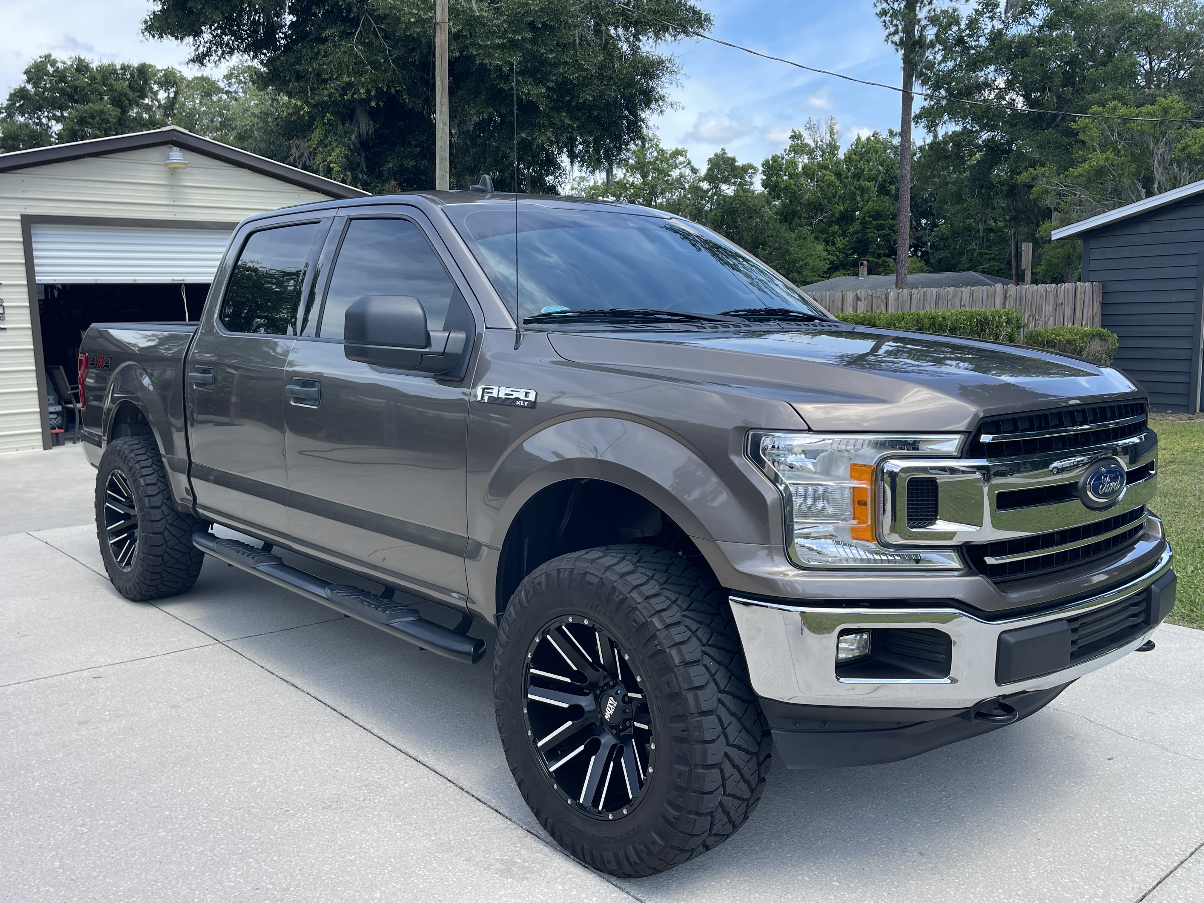 Used 2019 Ford F150 XLT AWD/4WD image 4