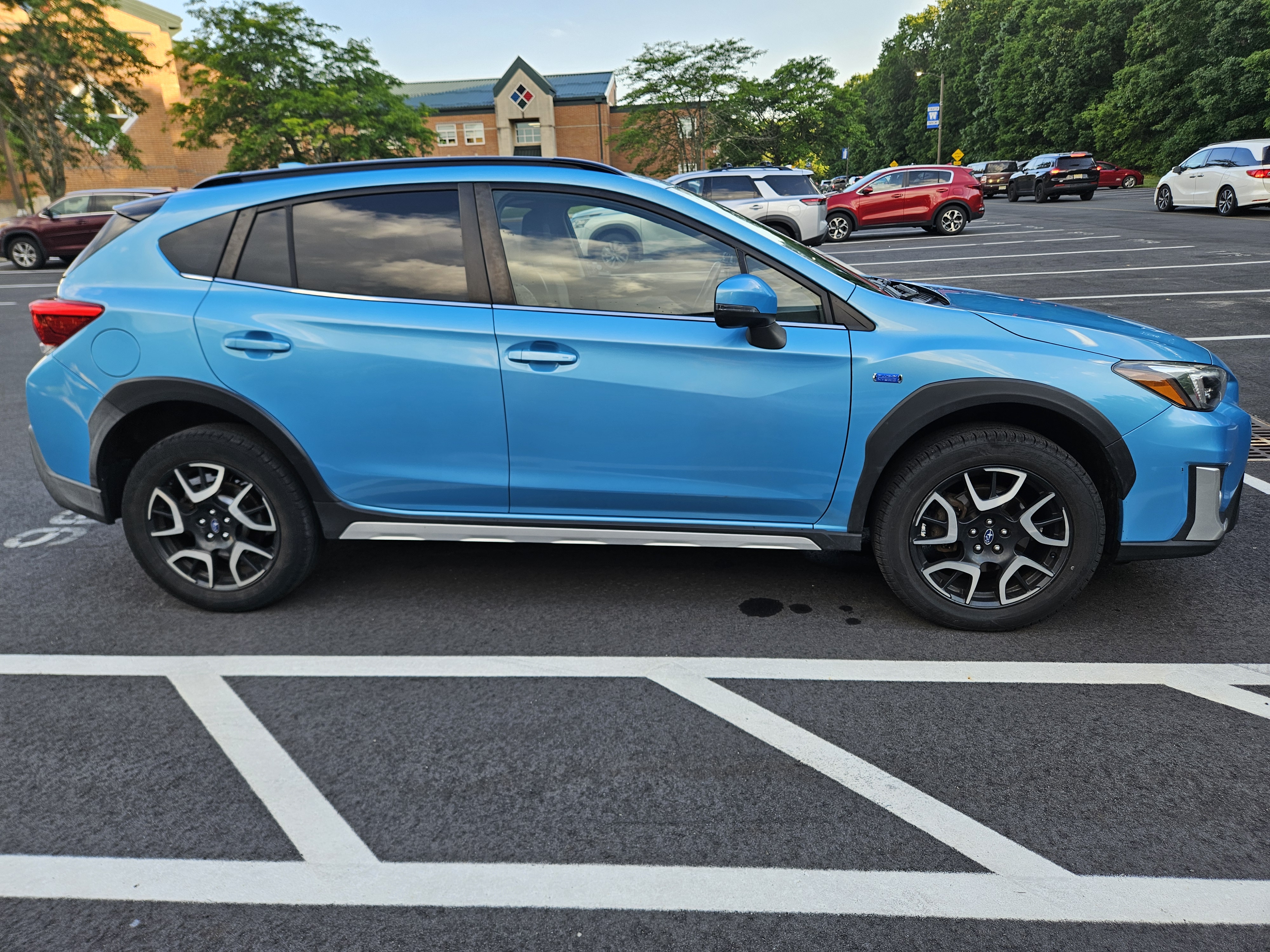 Used 2019 Subaru Crosstrek Hybrid AWD/4WD image 5