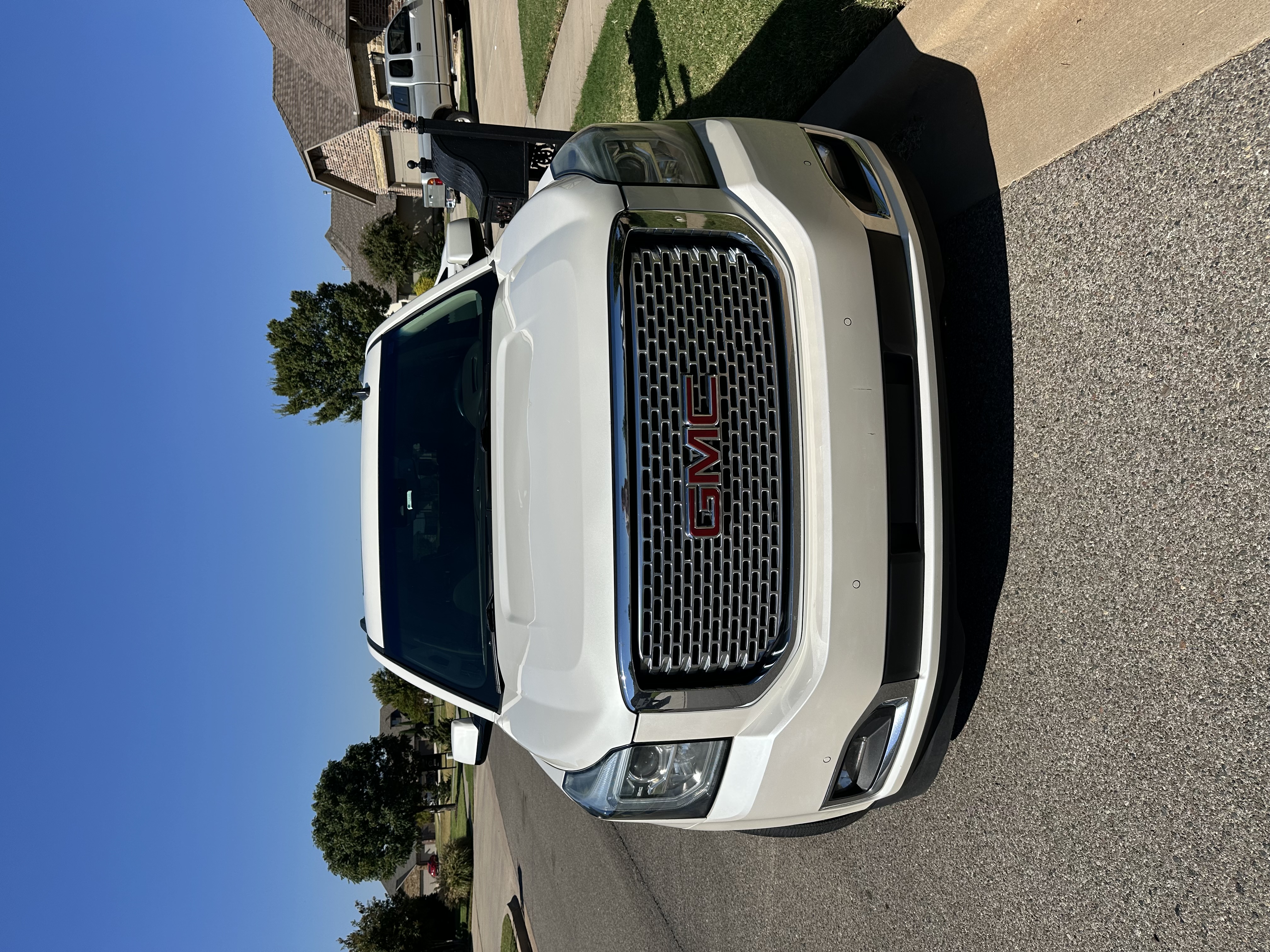 Used 2015 GMC Yukon XL Denali w/ Touring Package AWD/4WD image 5