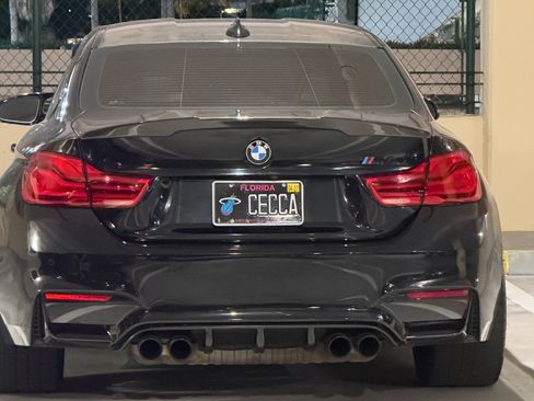 Used 2018 BMW M4 Coupe RWD image 5
