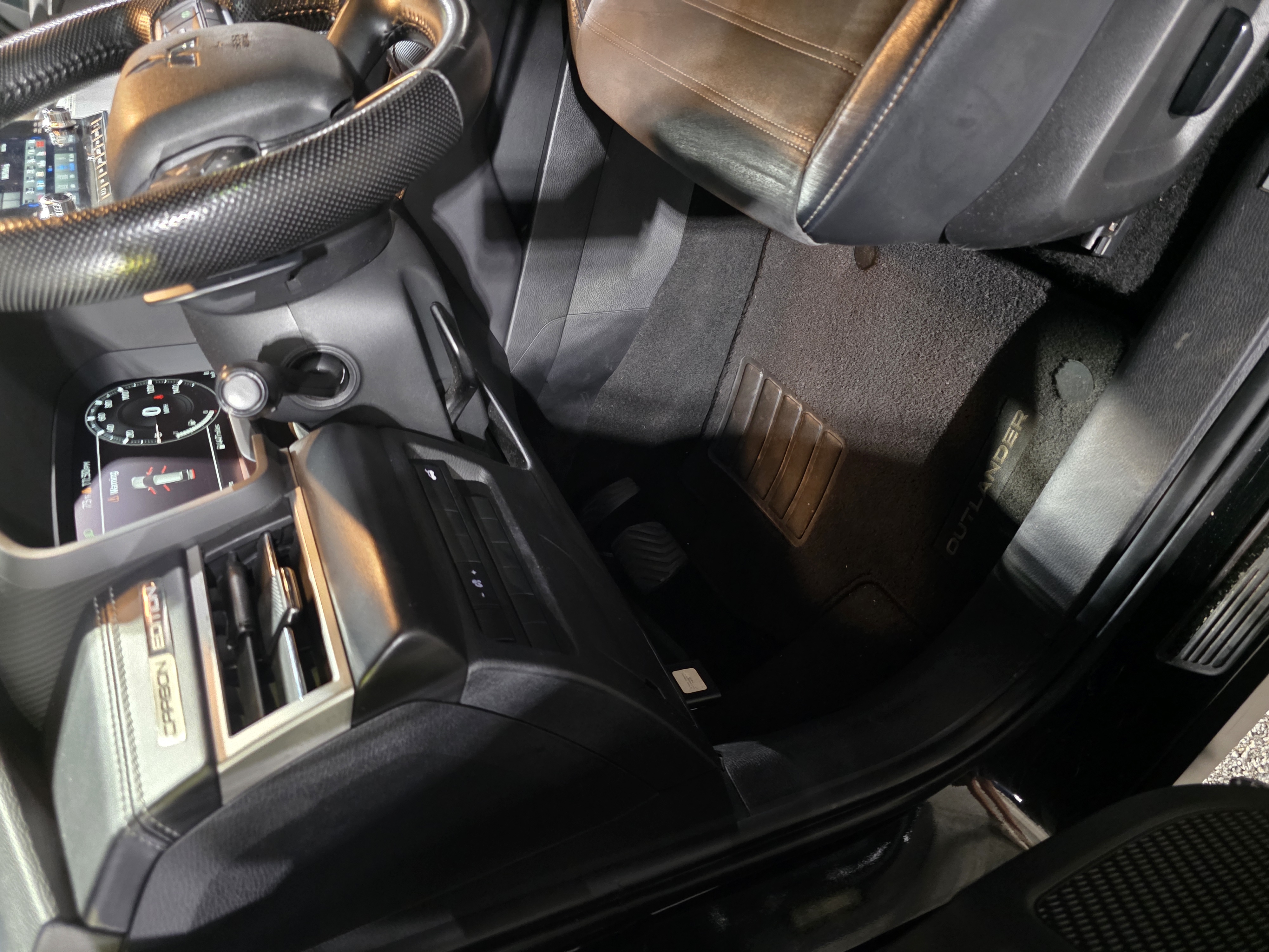 Used 2022 Mitsubishi Outlander SEL Black Edition FWD image 19