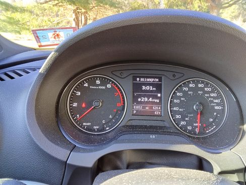 Used 2018 Audi A3 2.0T Premium w/ Convenience Package image 28