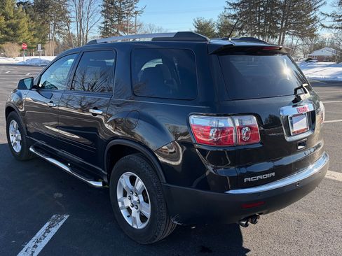 Used 2012 GMC Acadia SLE image 2