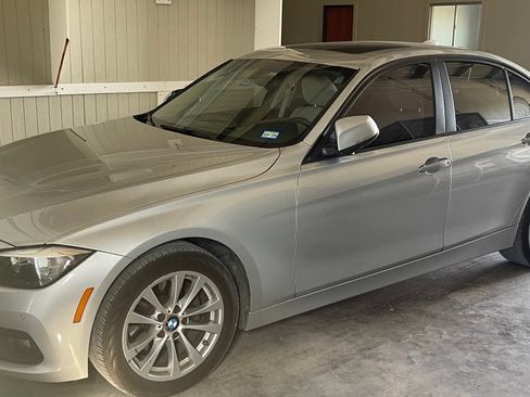 Used 2016 BMW 320i Sedan image 5