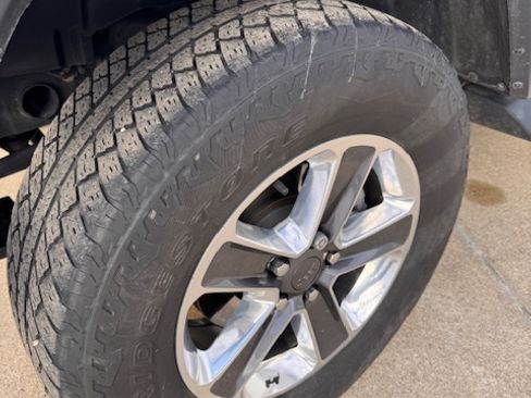 Used 2020 Jeep Wrangler Unlimited Sahara AWD/4WD image 12
